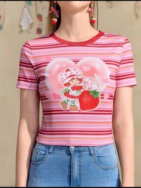 Pink Strawberry Shortcake Graphic Crop Tee